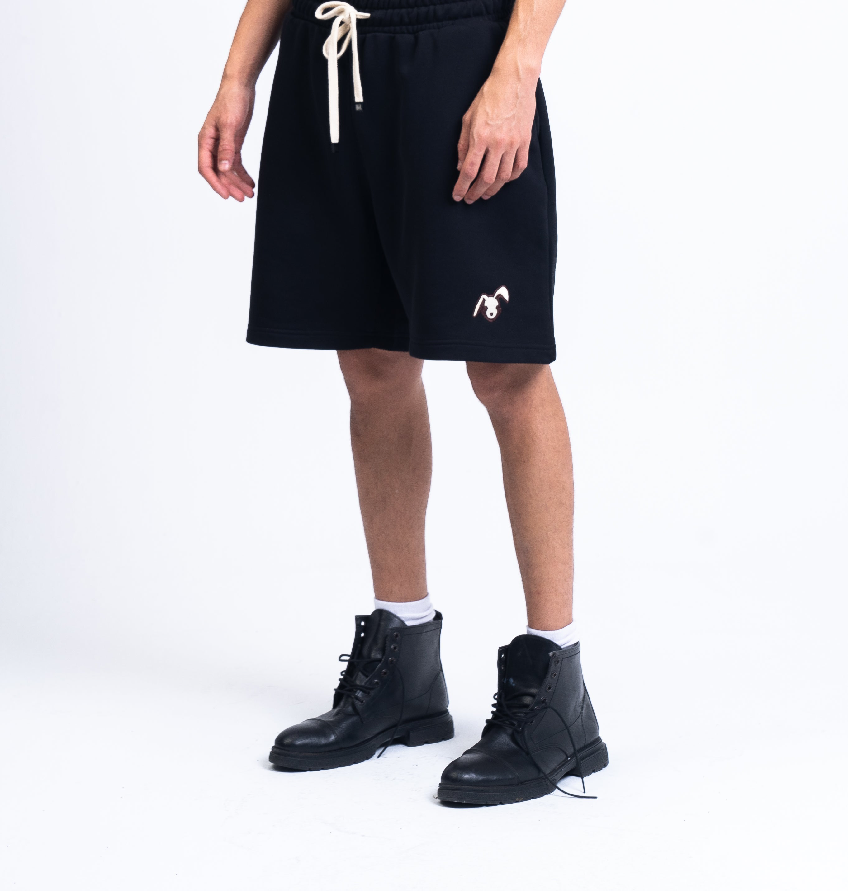 liM shorts