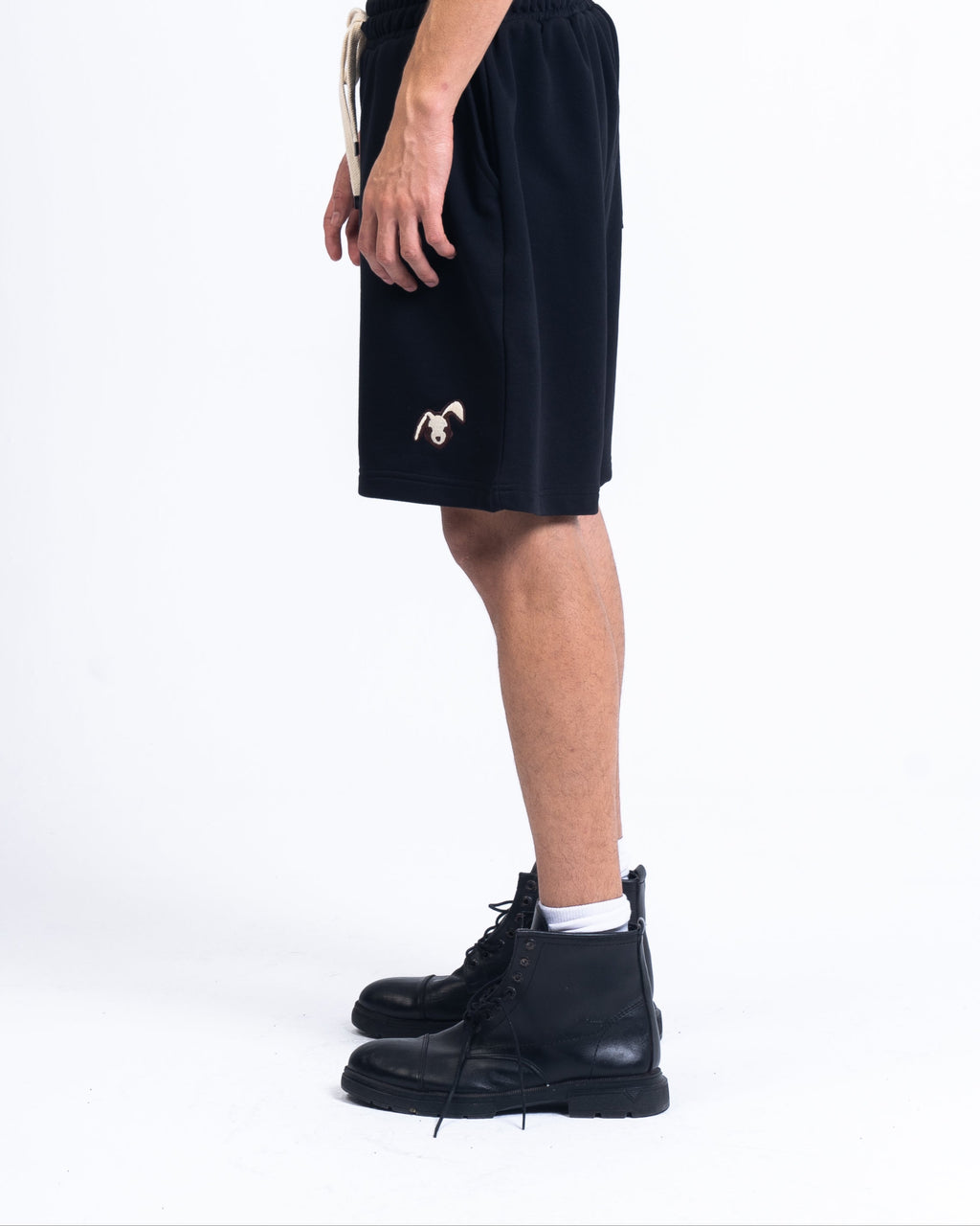 liM shorts