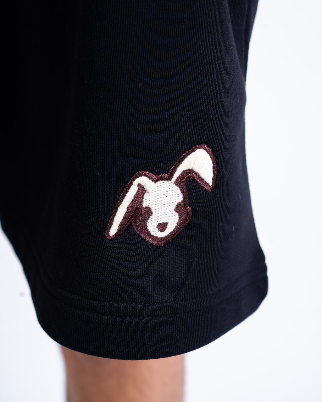liM shorts